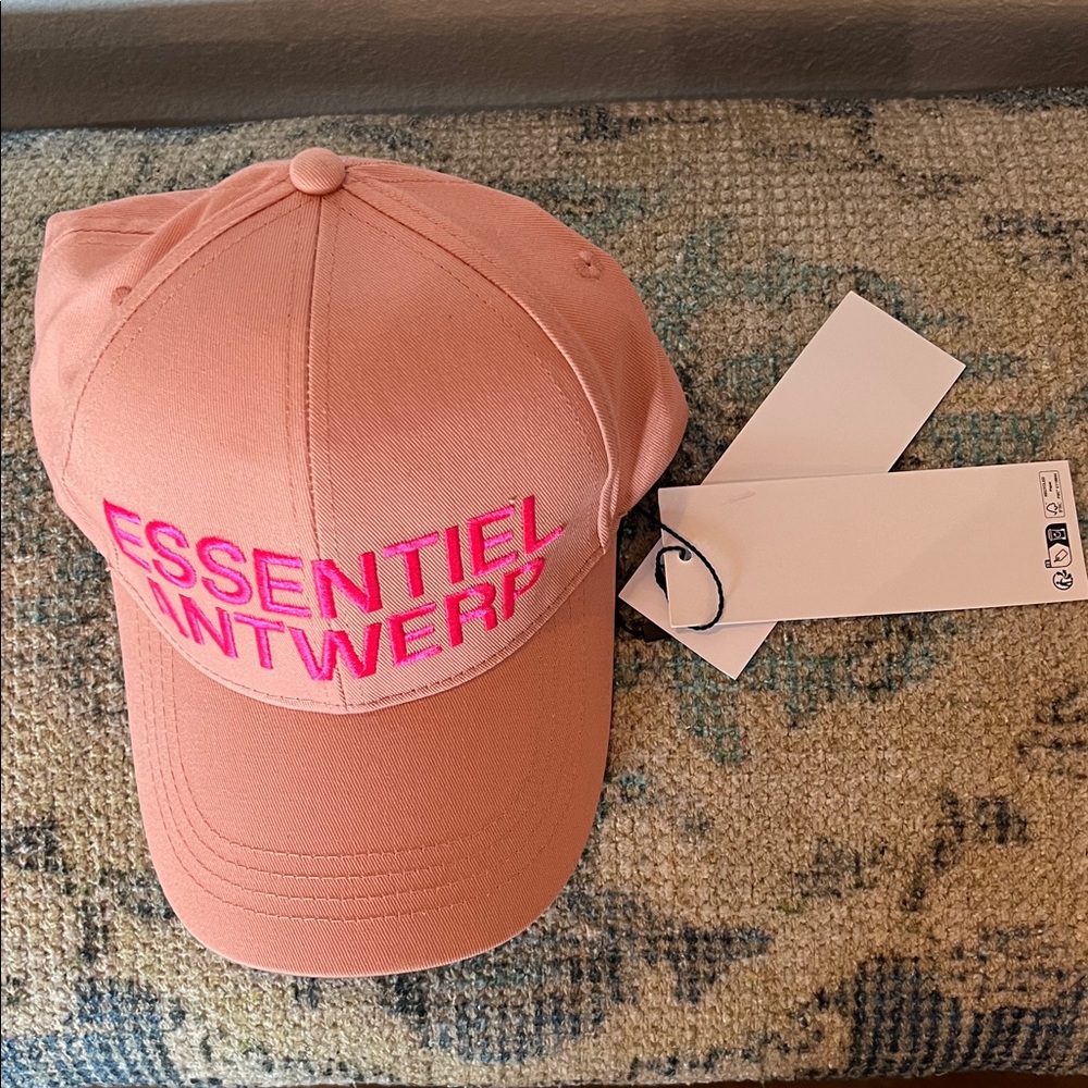Essentiel Antwerp Pink Cap